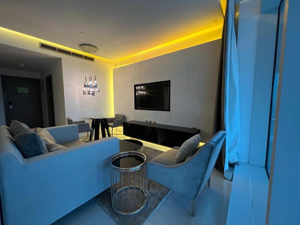 في برج داماك Apartment *