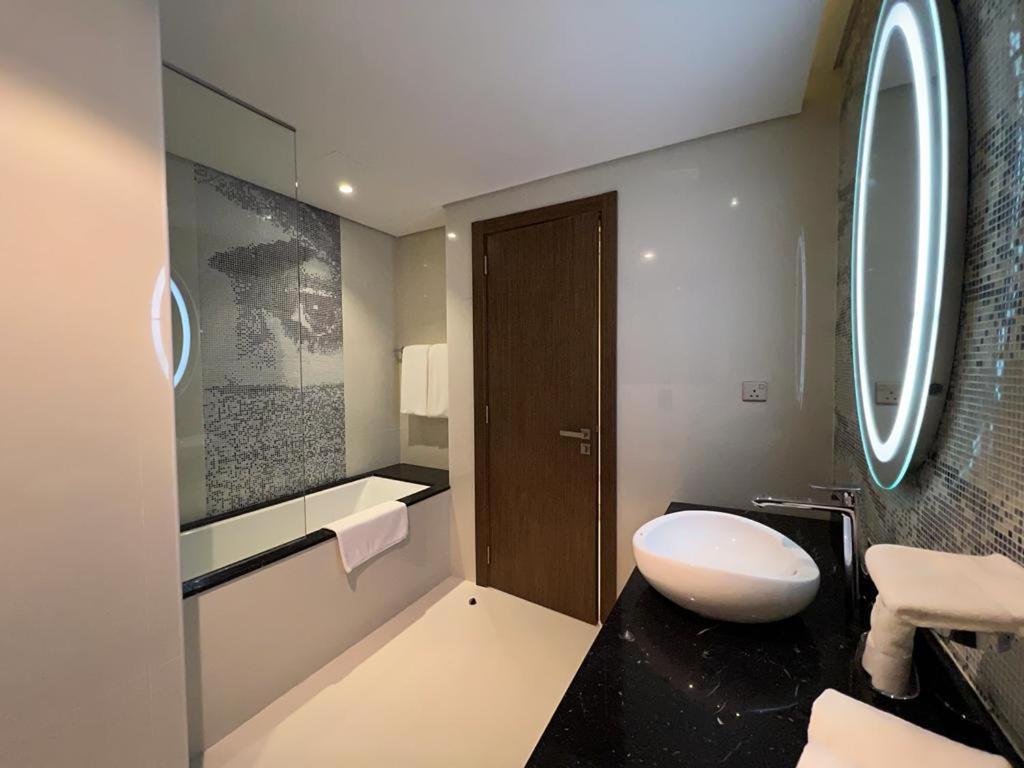 في برج داماك Apartment